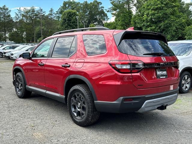 new 2025 Honda Pilot car, priced at $47,584