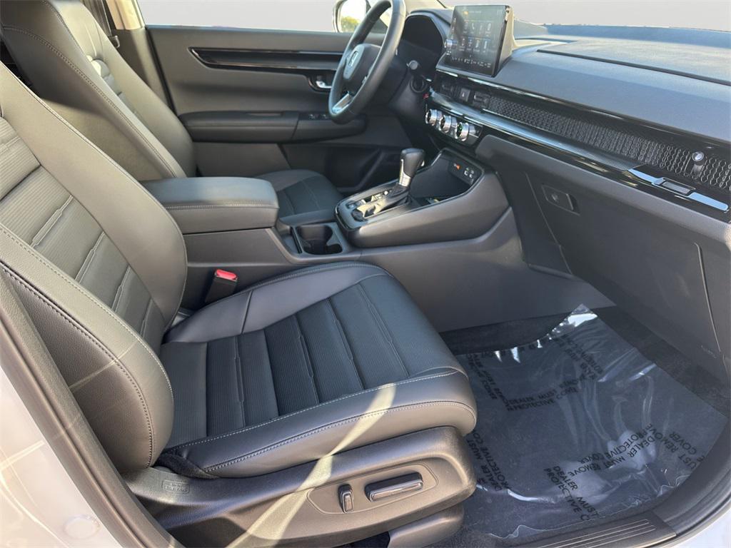 used 2024 Honda CR-V car, priced at $32,995