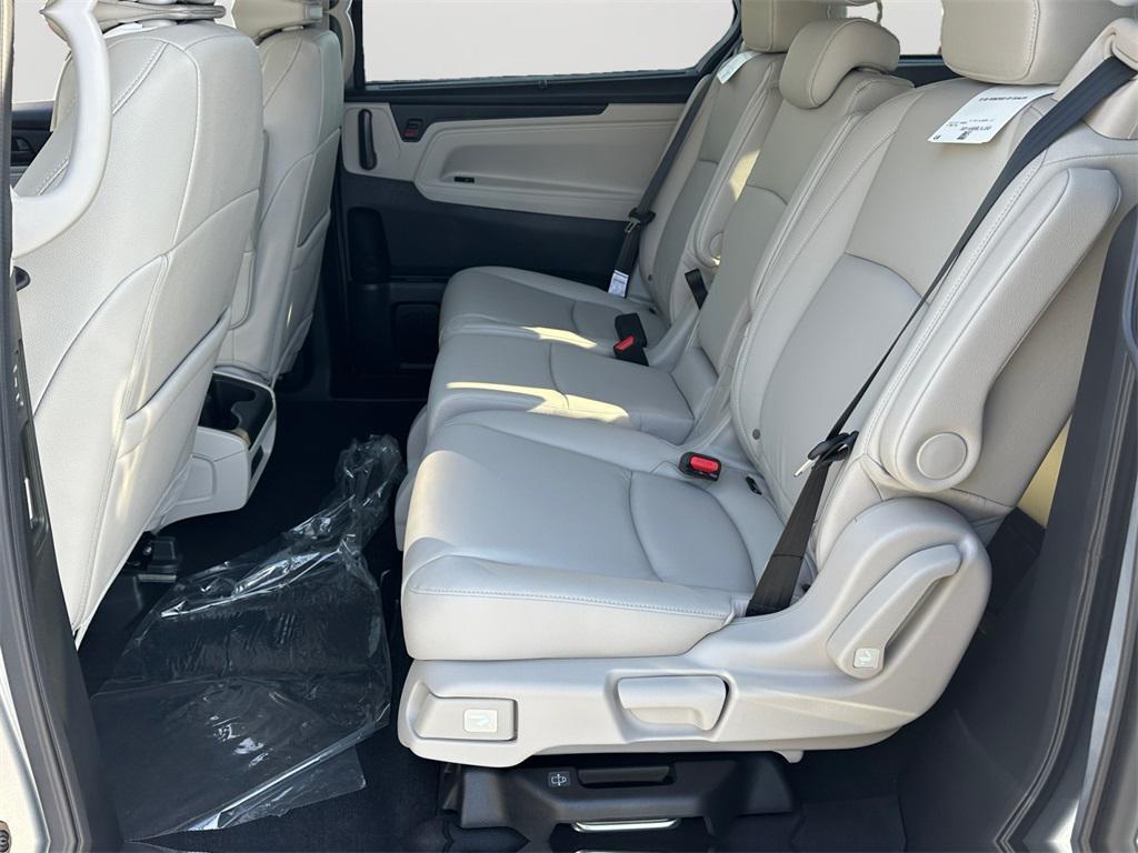 new 2026 Honda Odyssey car, priced at $41,637