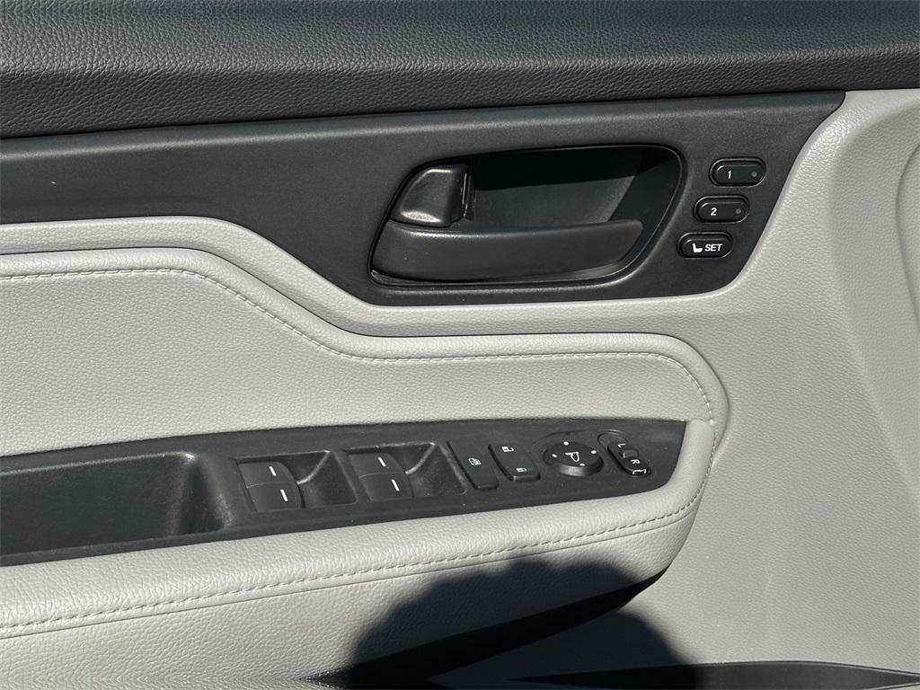 used 2020 Honda Odyssey car, priced at $24,295