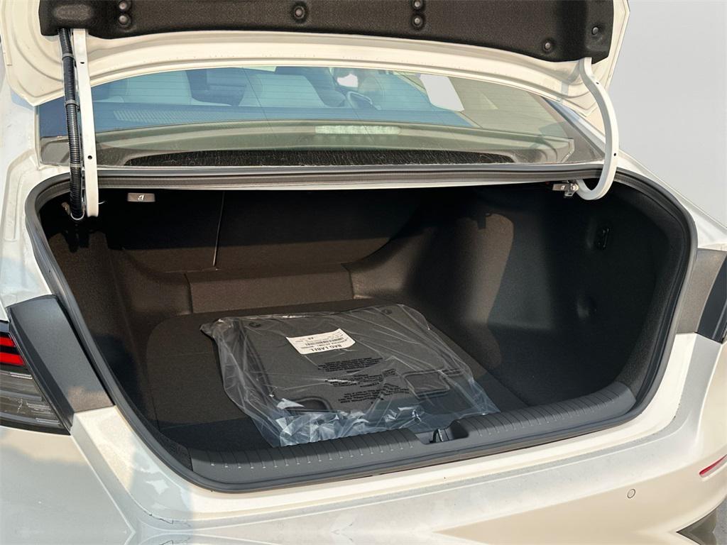 new 2025 Honda Accord Hybrid car, priced at $36,120