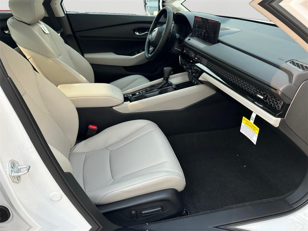 new 2025 Honda Accord Hybrid car, priced at $36,120