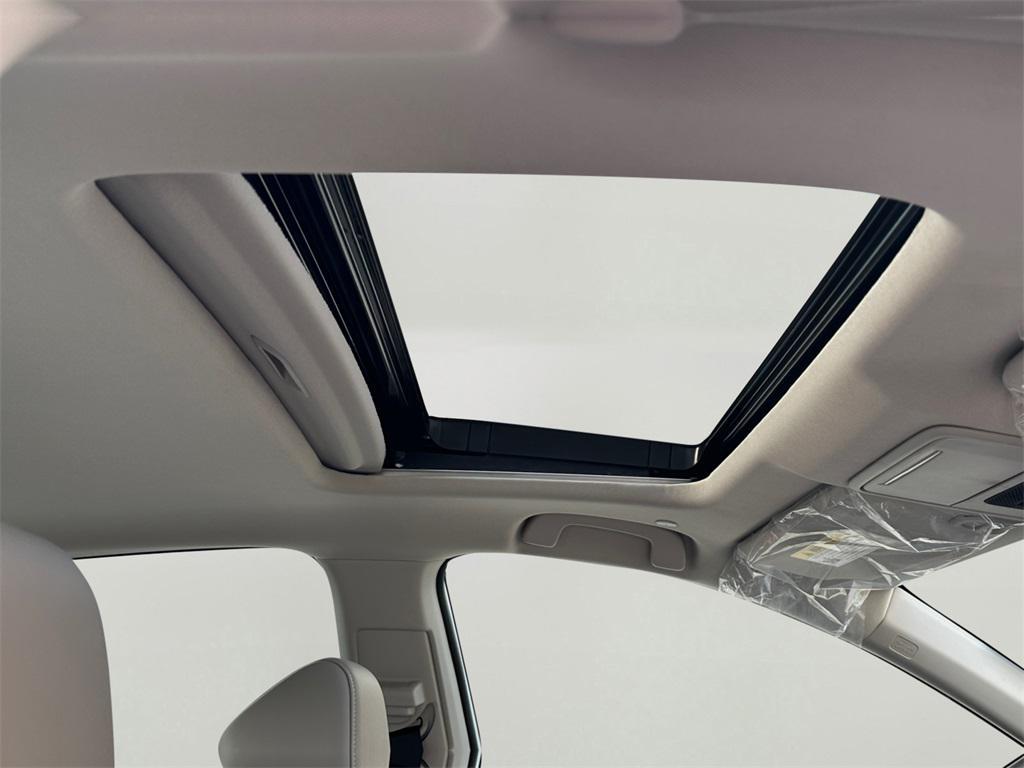 new 2025 Honda Accord Hybrid car, priced at $36,120