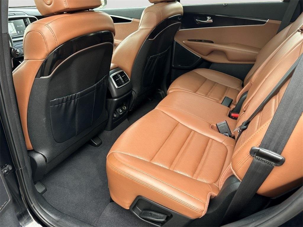 used 2019 Kia Sorento car, priced at $15,995