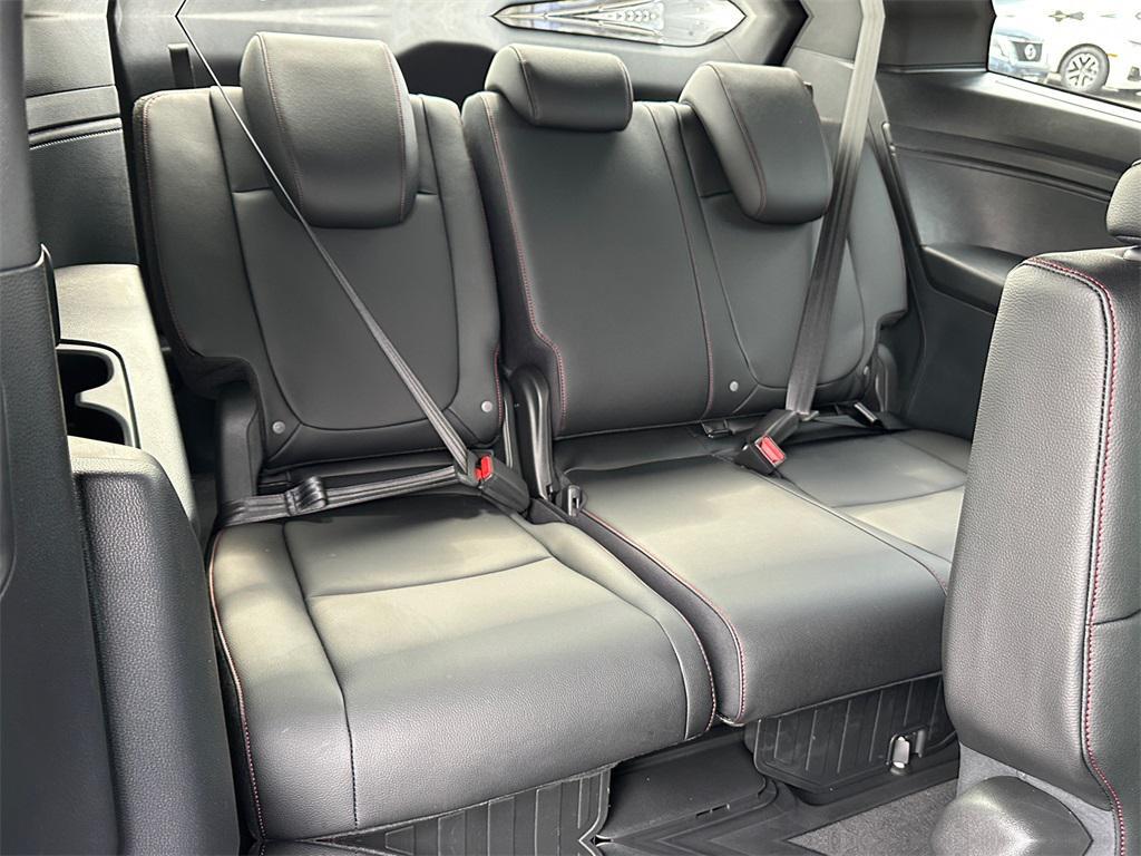 new 2026 Honda Odyssey car, priced at $43,095