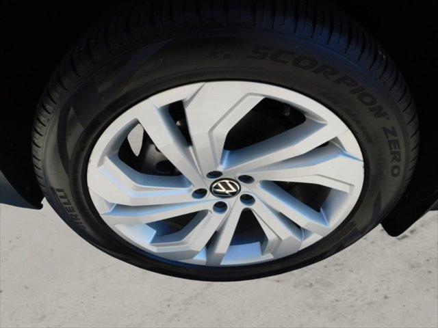 used 2022 Volkswagen Atlas car, priced at $30,795