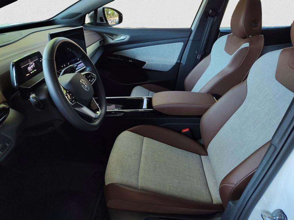 used 2024 Volkswagen ID.4 car, priced at $28,995