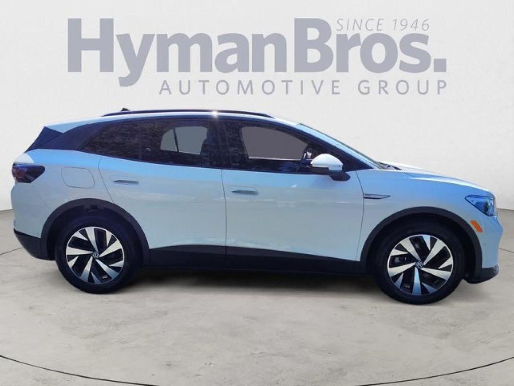 used 2024 Volkswagen ID.4 car, priced at $27,495