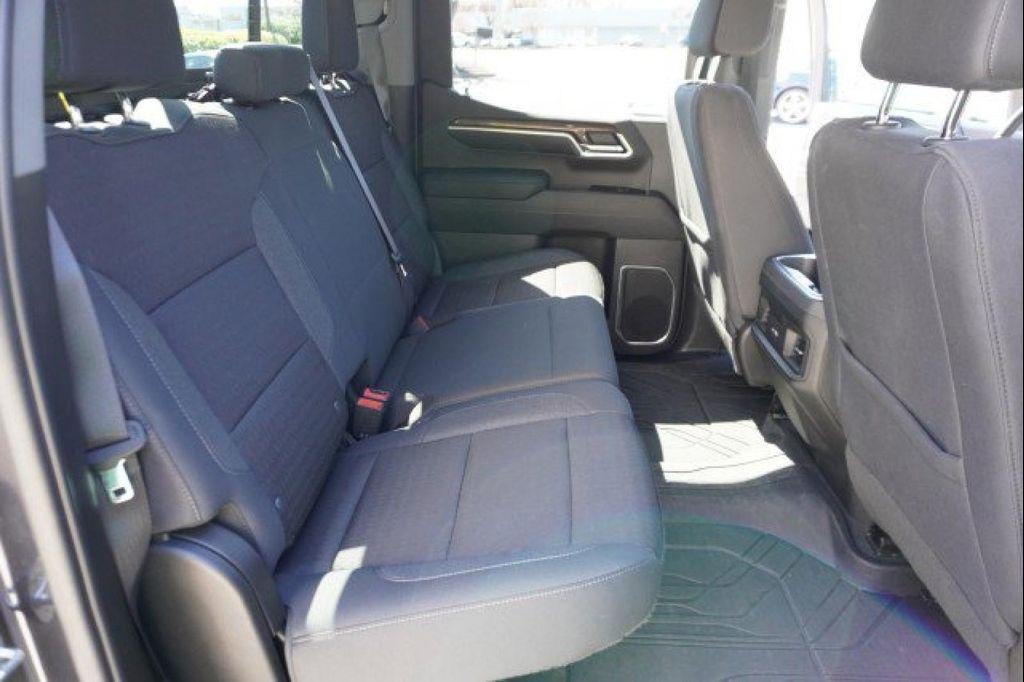 used 2022 Chevrolet Silverado 1500 car, priced at $45,995