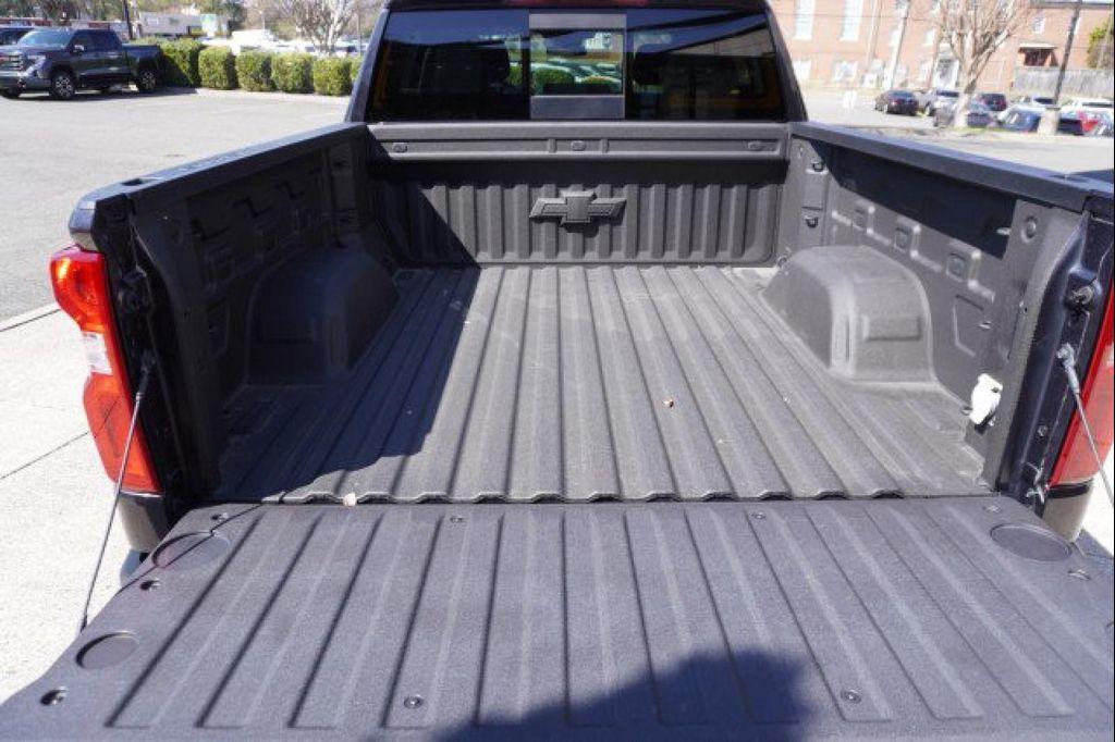 used 2022 Chevrolet Silverado 1500 car, priced at $45,995