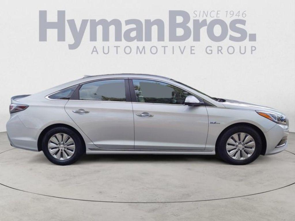used 2016 Hyundai Sonata Hybrid car, priced at $17,495