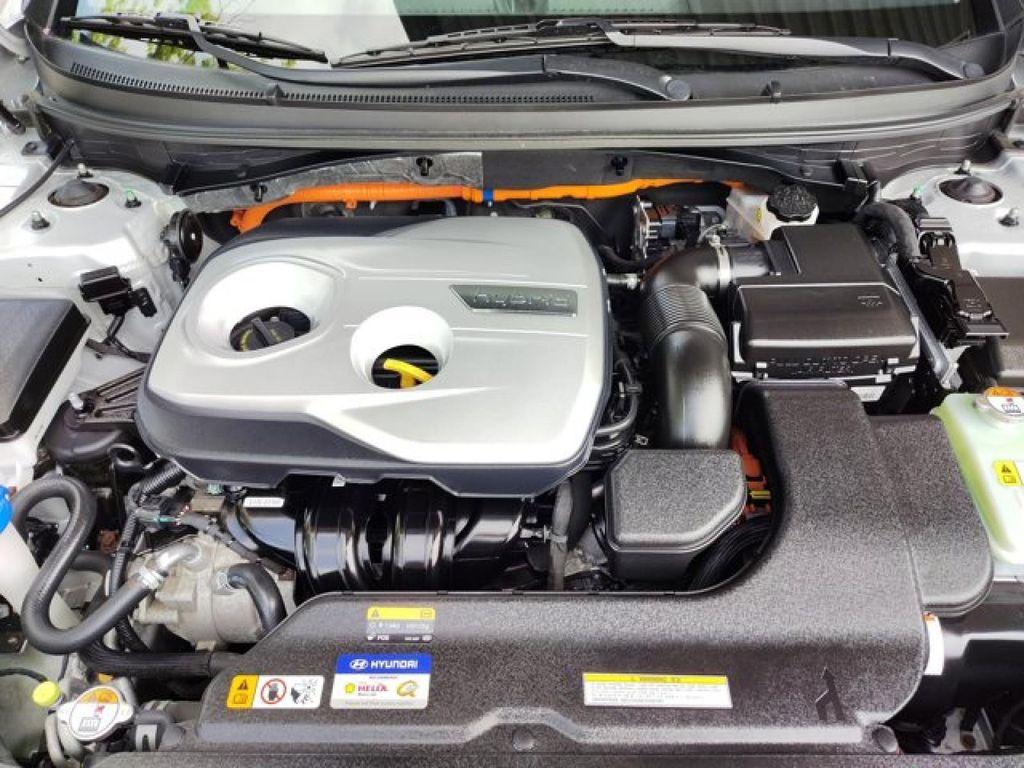 used 2016 Hyundai Sonata Hybrid car, priced at $17,495