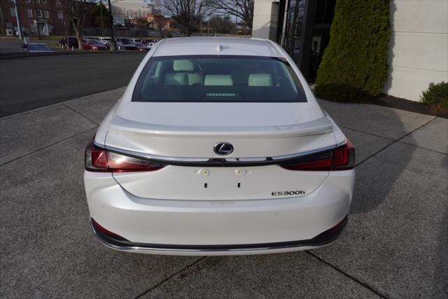 used 2022 Lexus ES 300h car, priced at $42,995