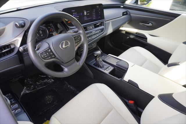 used 2022 Lexus ES 300h car, priced at $42,995