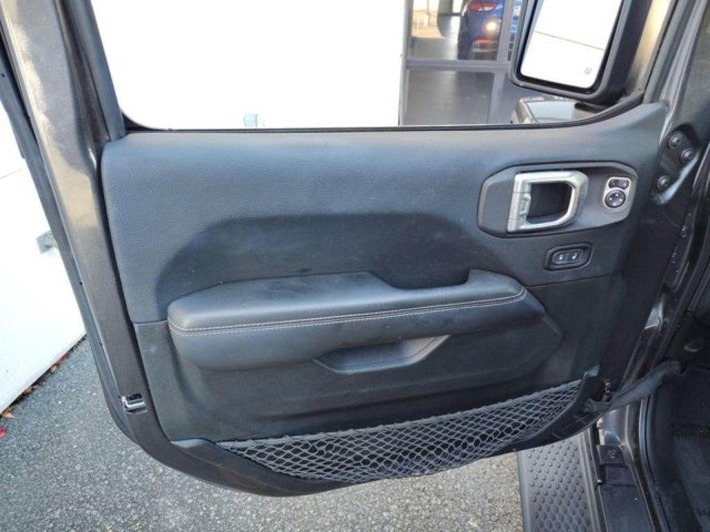 used 2019 Jeep Wrangler Unlimited car, priced at $25,995