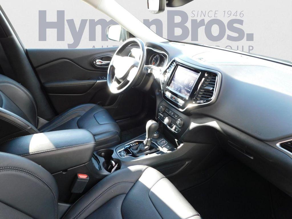used 2021 Jeep Cherokee car, priced at $25,495