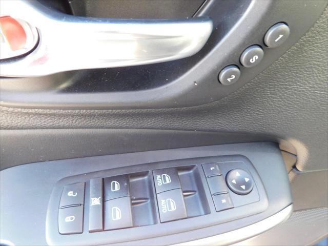 used 2021 Jeep Cherokee car, priced at $25,995
