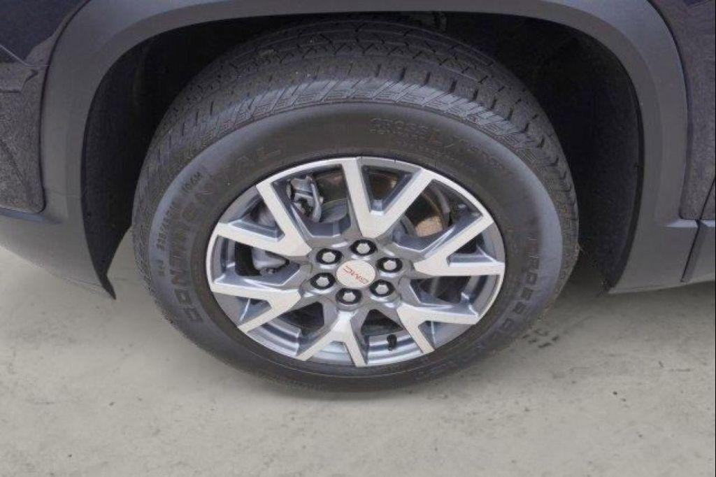 used 2022 GMC Acadia car, priced at $28,995