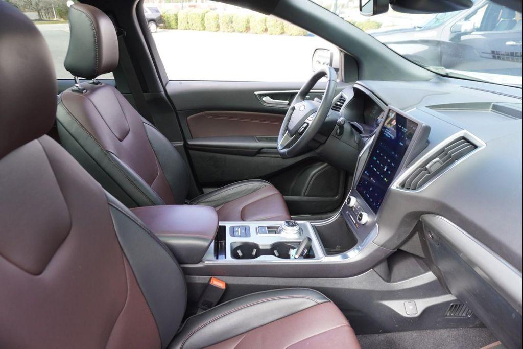 used 2022 Ford Edge car, priced at $29,995