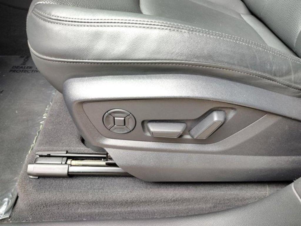 used 2023 Audi Q7 car, priced at $41,995