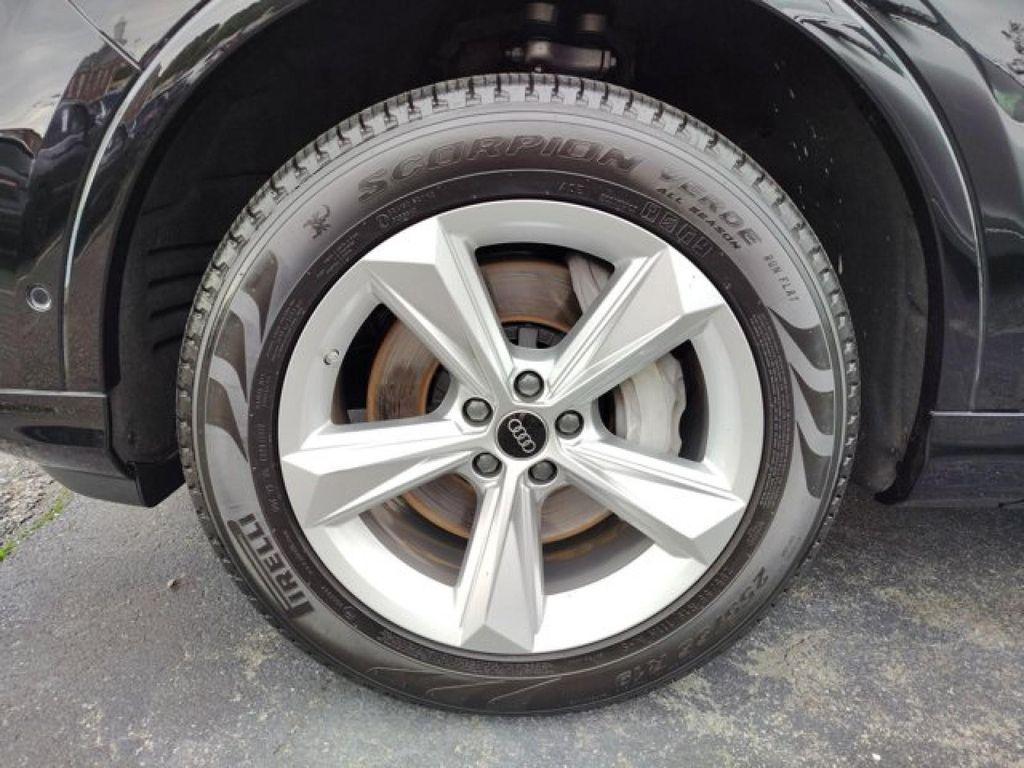 used 2023 Audi Q7 car, priced at $41,995