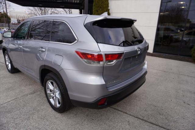 used 2014 Toyota Highlander car, priced at $19,995