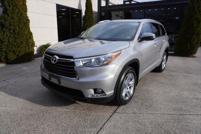 used 2014 Toyota Highlander car, priced at $19,995