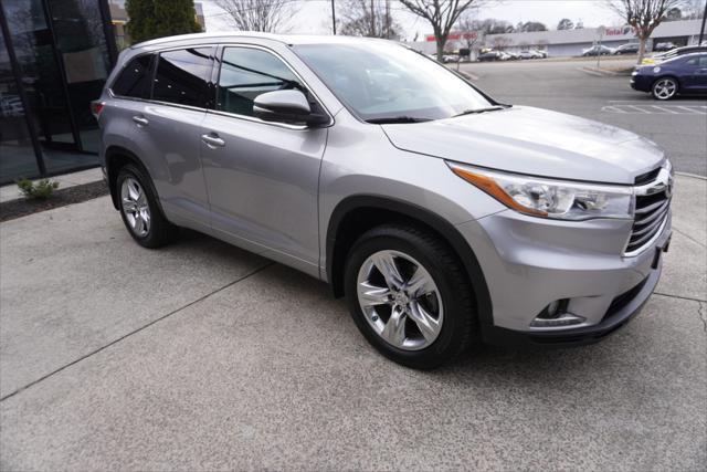 used 2014 Toyota Highlander car, priced at $19,995