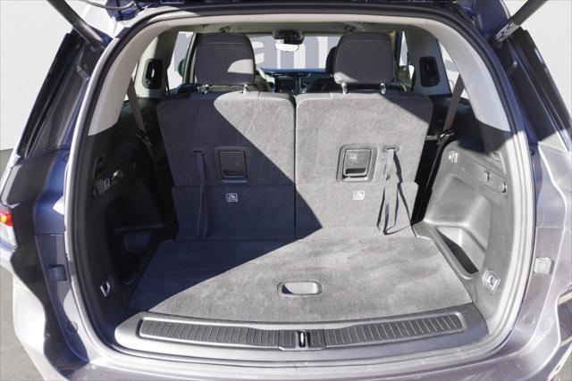 used 2022 Jeep Grand Cherokee L car, priced at $32,995