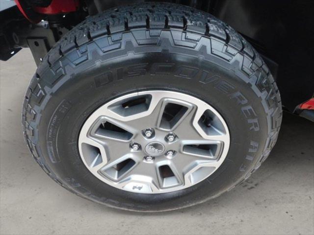 used 2014 Jeep Wrangler Unlimited car, priced at $18,995