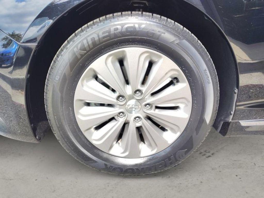 used 2016 Hyundai Sonata Hybrid car, priced at $18,495