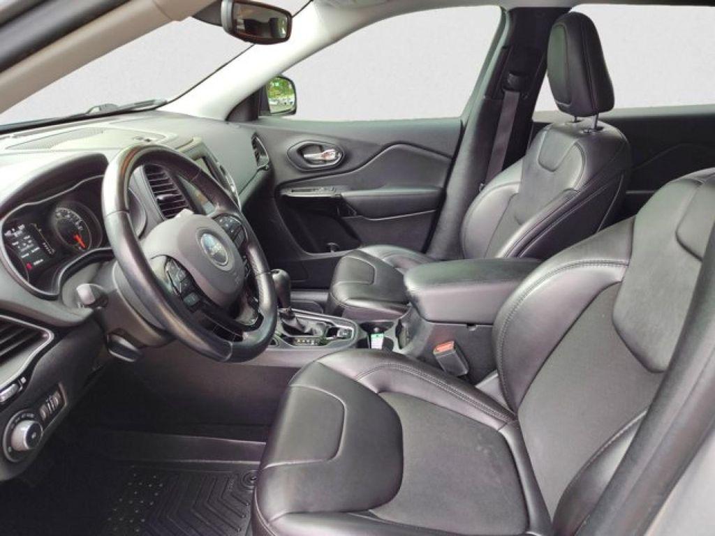 used 2021 Jeep Cherokee car, priced at $18,495
