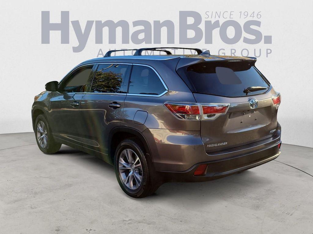 used 2015 Toyota Highlander car, priced at $19,995