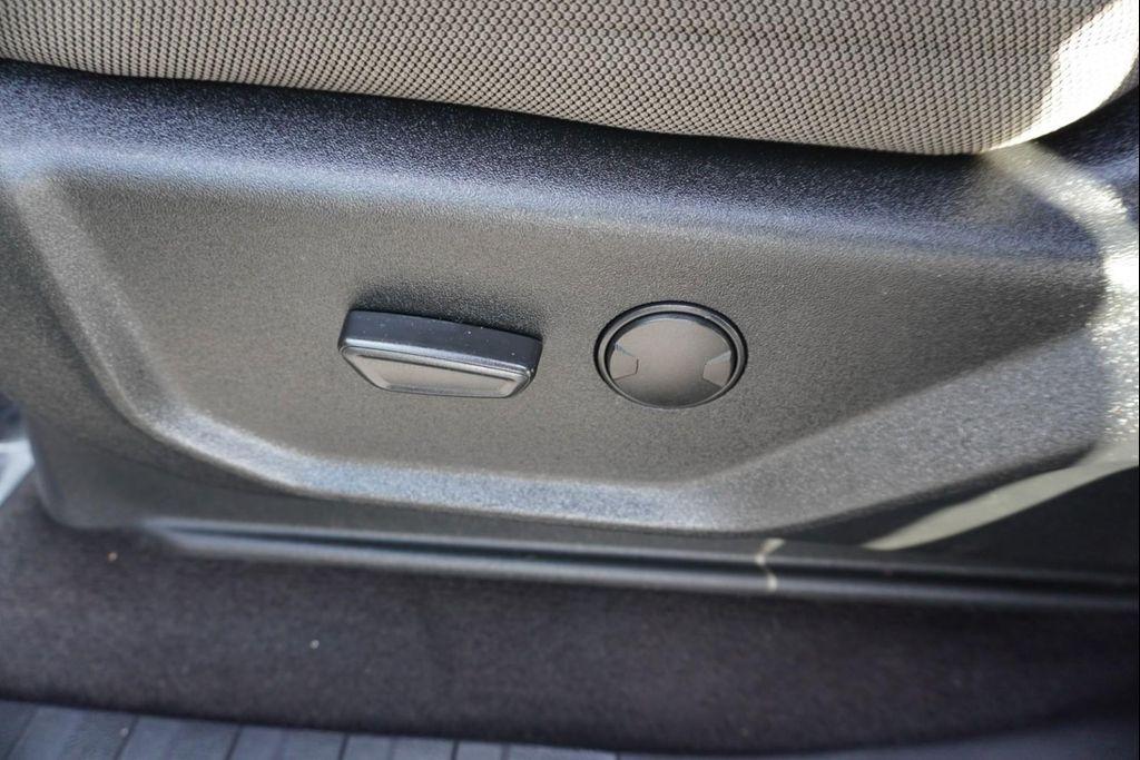 used 2020 Ford F-150 car, priced at $31,995