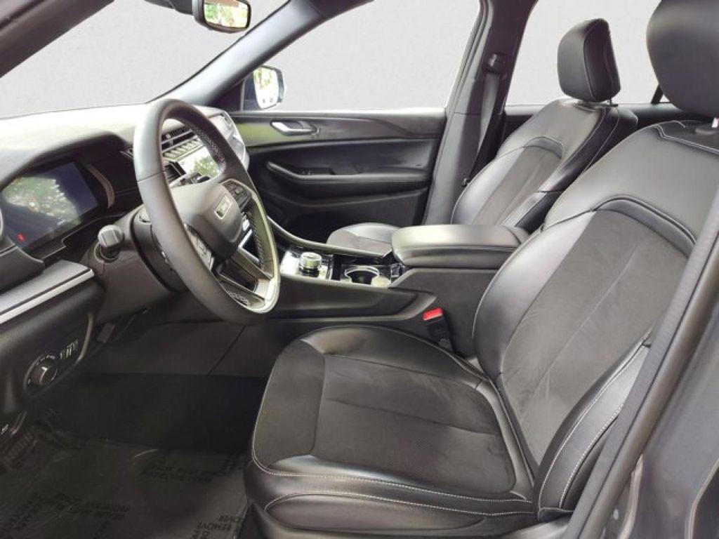 used 2023 Jeep Grand Cherokee car, priced at $34,995