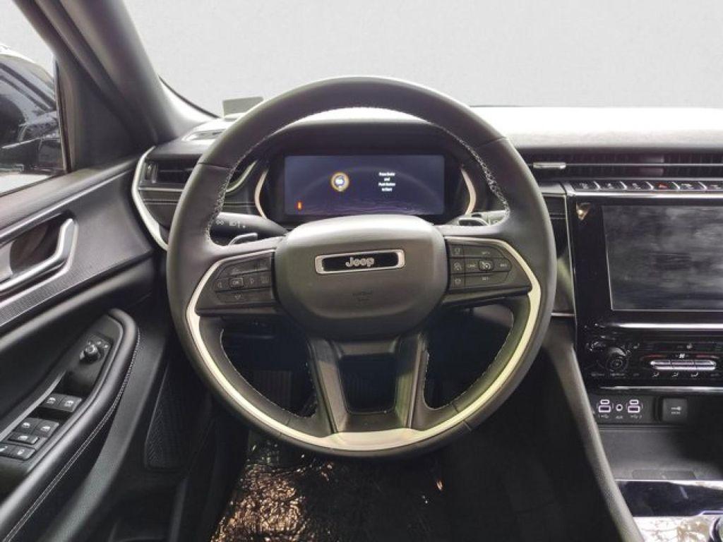 used 2023 Jeep Grand Cherokee car, priced at $34,995