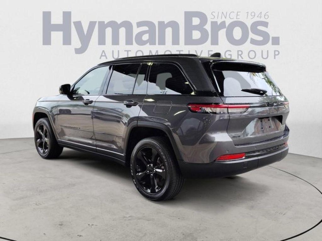used 2023 Jeep Grand Cherokee car, priced at $34,995