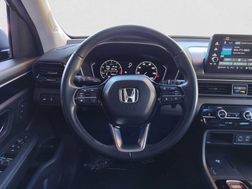 used 2023 Honda Pilot car, priced at $38,995