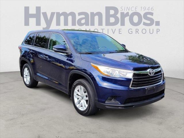 used 2016 Toyota Highlander car, priced at $18,995