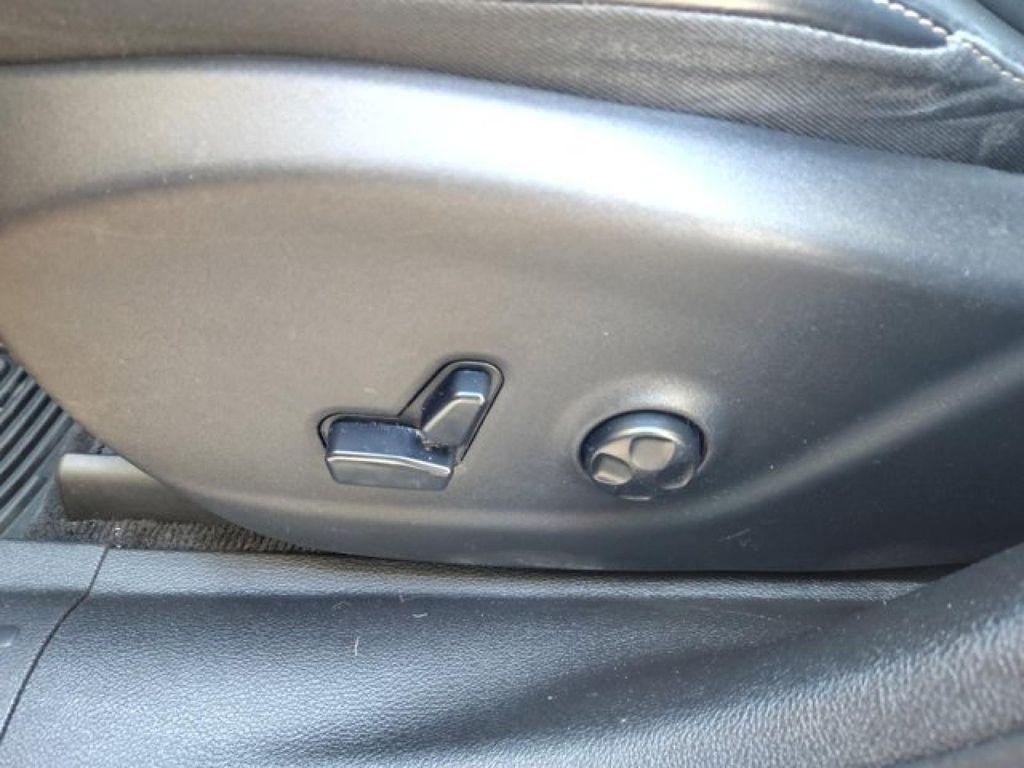 used 2015 Jeep Cherokee car, priced at $12,995