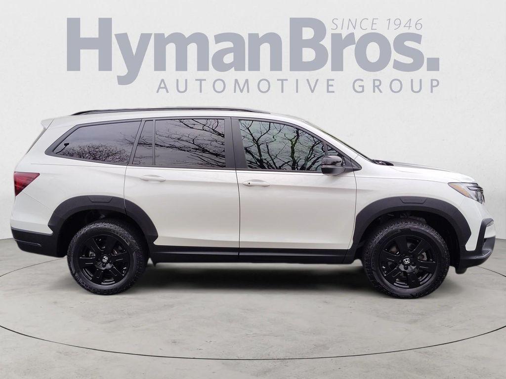 used 2022 Honda Pilot car, priced at $34,995