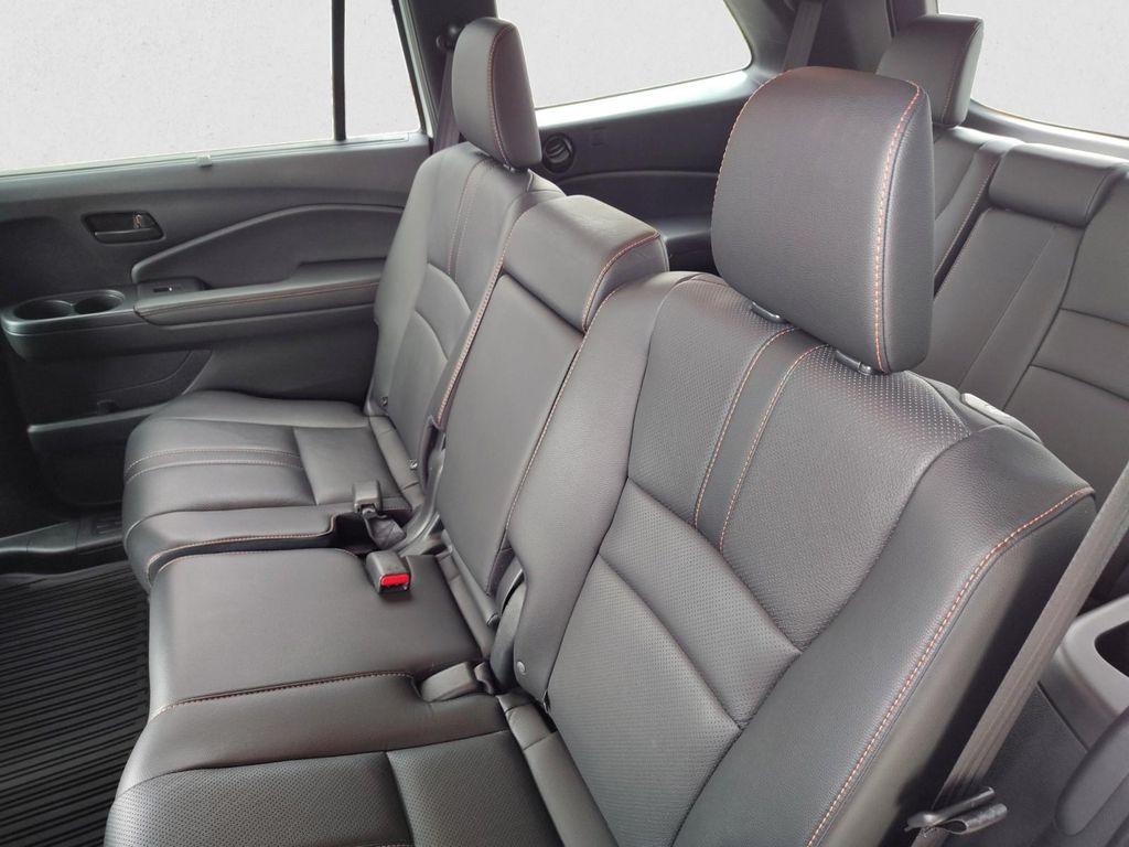 used 2022 Honda Pilot car, priced at $34,995