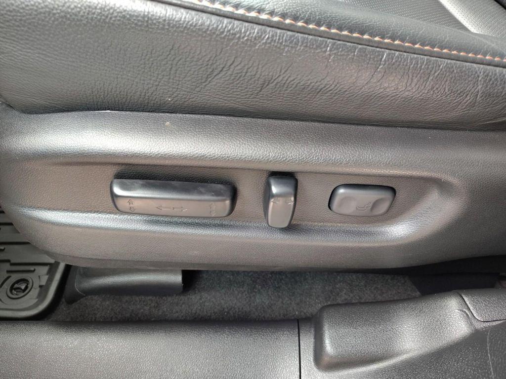 used 2022 Honda Pilot car, priced at $34,995