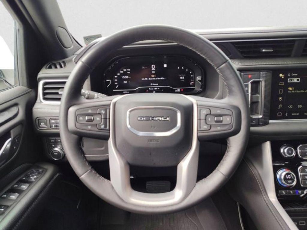 used 2023 GMC Yukon car, priced at $75,995