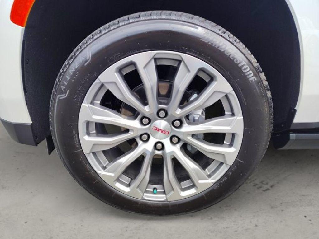 used 2023 GMC Yukon car, priced at $75,995