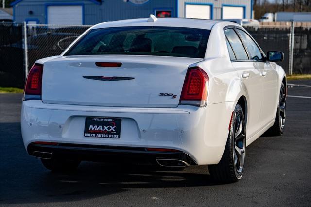 used 2023 Chrysler 300 car, priced at $28,787