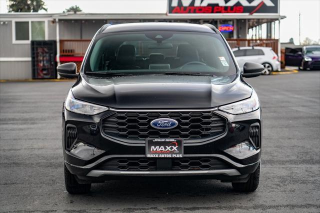 used 2023 Ford Escape car, priced at $24,997