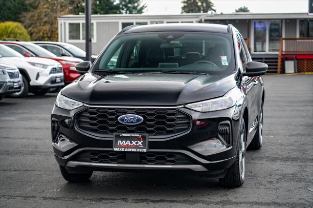 used 2023 Ford Escape car, priced at $24,997