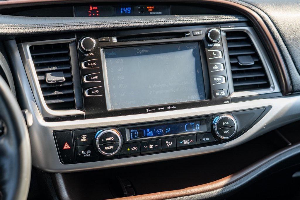 used 2017 Toyota Highlander car, priced at $22,497