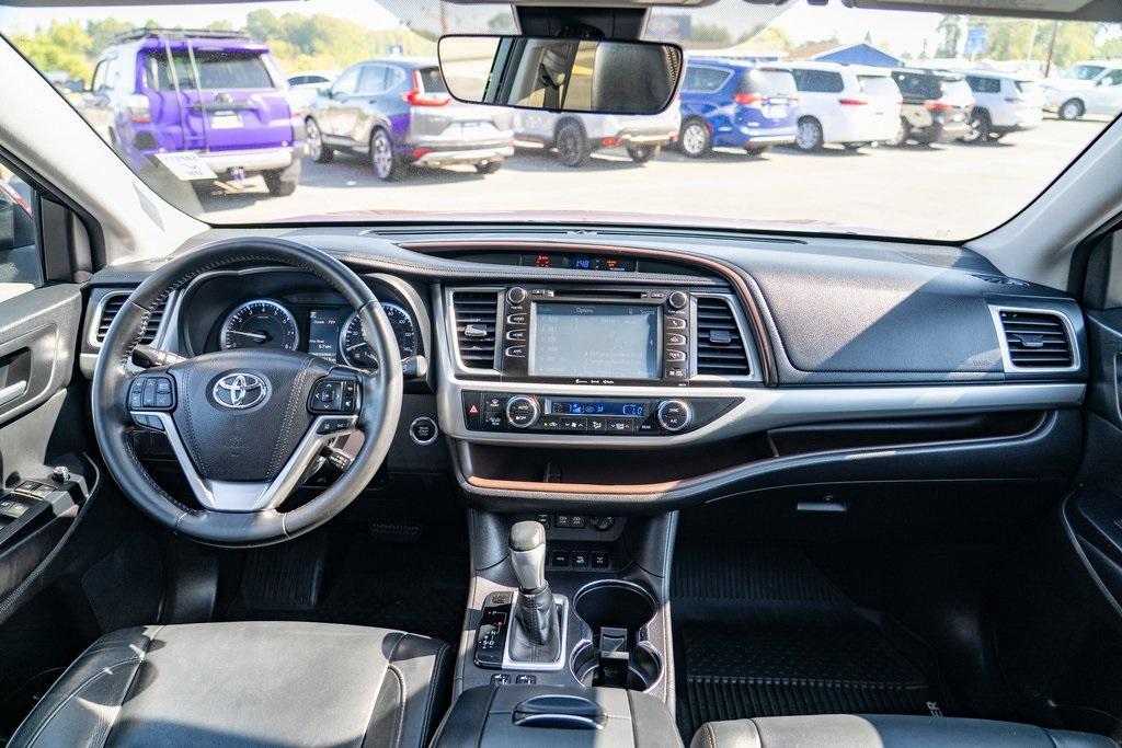 used 2017 Toyota Highlander car, priced at $22,497